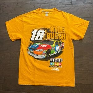 NASCAR Kyle Busch M&M Men’s Large Tshirt Bright BIG logos on front and back!